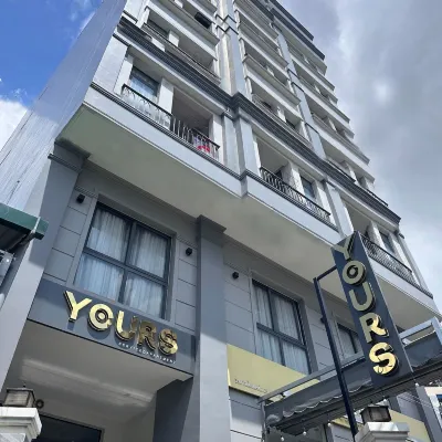 Yours Studio Tower Hotels near Phu Nhuan