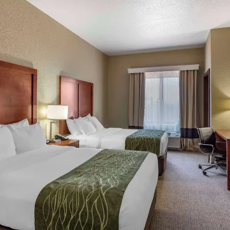 Comfort Inn & Suites