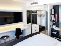 Dormero Hotel Deggendorf Отели рядом с достопримечательностью «Деггендорфская высшая техническая школа»