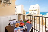 Sea Bliss 1 Bedroom Apartments by Getawaysmalta - Homestays