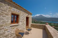 Brazzo di Maina - con vistas al mar