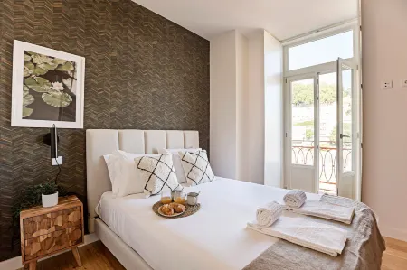 Monte Dos Judeus 26 by LovelyStay