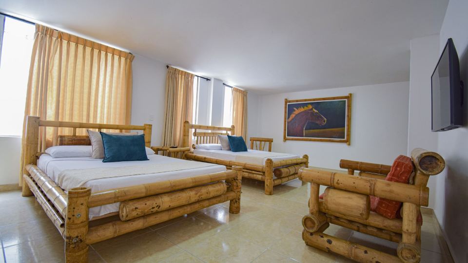 Hotel Toledo Plaza