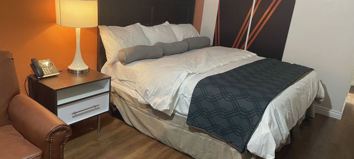 B&J Hotel and Apartments Hotels in Reeves County