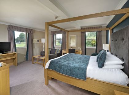 George Hotel