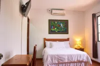 Villa Antigua Hotels in San Salvador