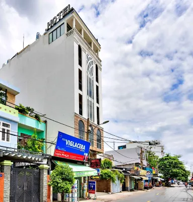 Hanz Minh Thu Hotel Go Vap Badminton Shop 247 주변 호텔