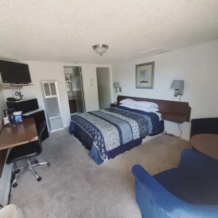 Holiday Lodge