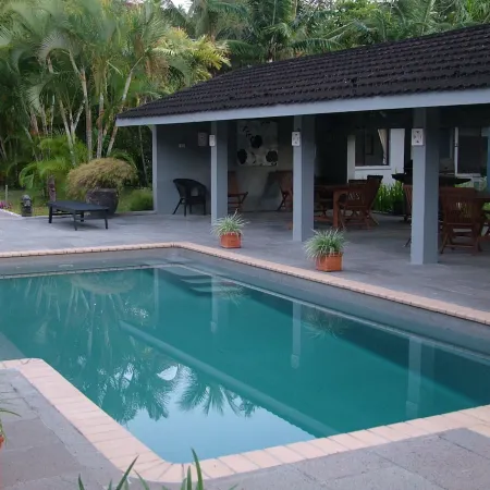 Pacific Lagoon Apartments
