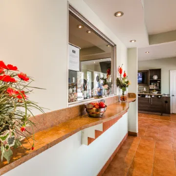 Olux Hotel-Motel-Suites