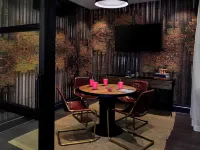 Moxy Chattanooga Downtown Hotels in Chattanooga