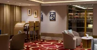 The Leela Ambience Convention Hotel Delhi - bars