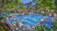 Villas by the Sea Resort & Conference Center - de playa