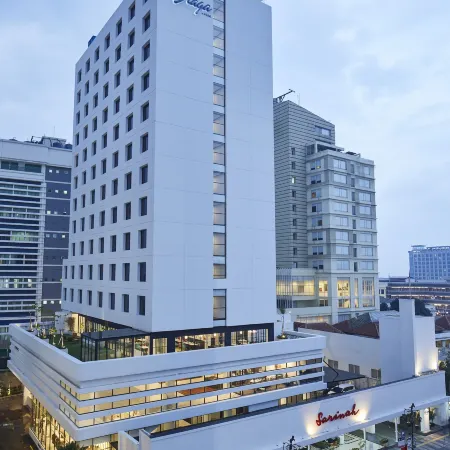 De Braga, Artotel Curated