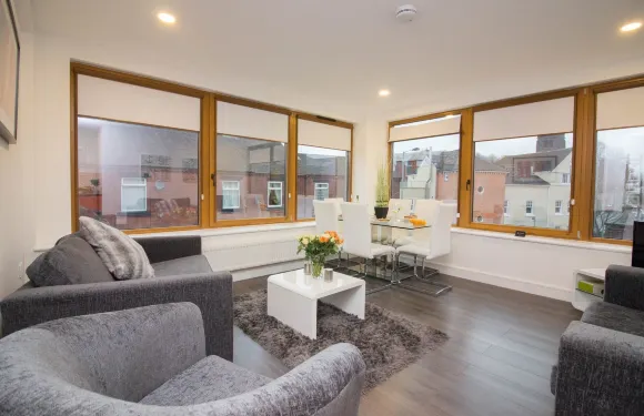 不列顛尼亞客房酒店