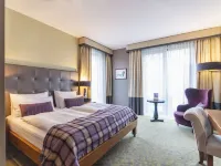 Aspria Hamburg Uhlenhorst Sport & Spa Hotels near Winterhude