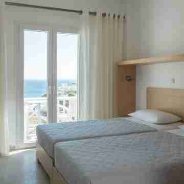 Far Out Hotel & Spa Rooms