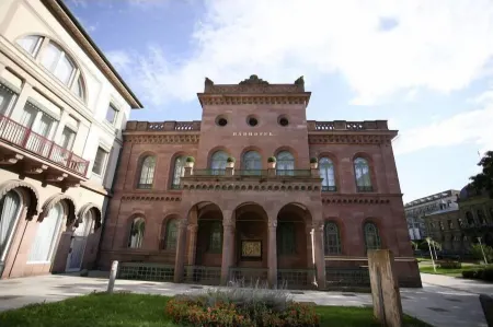 Mokni's Palais Hotel & Spa Отели рядом с достопримечательностью «Баумвипфельпфад Шварцвальд»