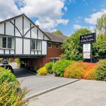 Elizabethan Lodge Отели рядом с достопримечательностью «Торговый центр Westfield Doncaster»