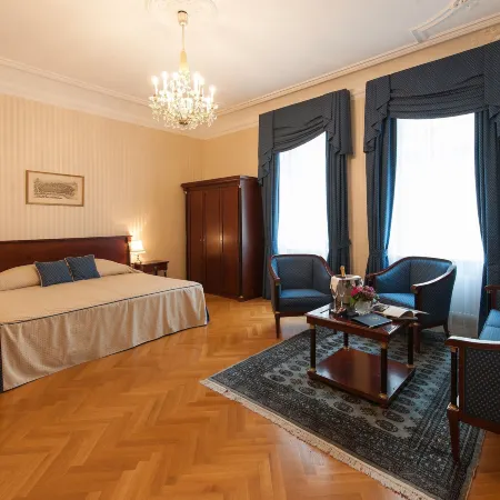 Hotel Ambassador