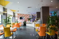 Aqua Hotel - พร้อมอาหารเช้า