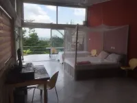 Sweet Mother Eco Resort Hoteles en Aburi