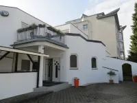 Hotel Tannenblick Отели рядом с достопримечательностью «Харнхайм»