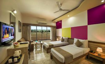 Lion Lords Inn Rajula