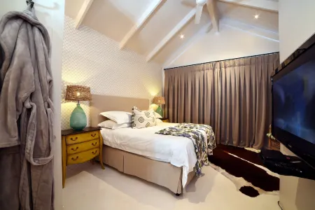 The Boat Shed by the Oyster Collection Отели в г. Порт-Альфред