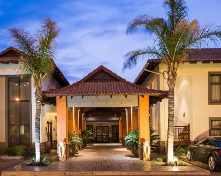 ヴィラ バリ ラグジュアリー ゲスト ハウス ブルームフォンテーンのホテル