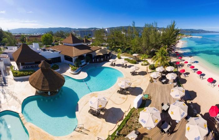 Nianna Coral Bay Luxurious Townhouse- 3