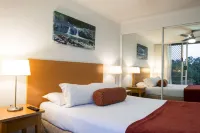 Cedar Lake Country Resort Hotels in der Nähe von Hinze Dam