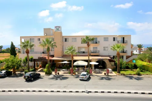 Petsas Apartments Hotels in Kathikas
