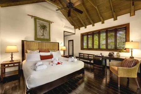 Sunset at the Palms Resort - Adults Only - All Inclusive Отели в г. Негрил