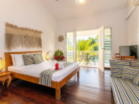 Tropicana Lagoon Apartments โรงแรมในพอร์ตวิลา