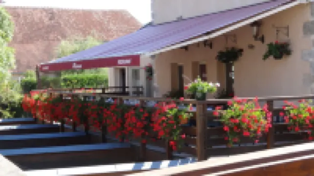 Hôtel Restaurant Le Macarena Hôtels à : Pouillenay