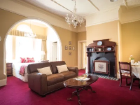 Loloma House Hotels in Armidale