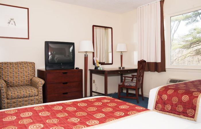 Red Carpet Inn and Suites Plymouth