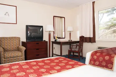 Red Carpet Inn and Suites Plymouth Hotels in Campton