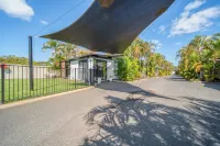 เอเมอรัลด์ โมเทลแอนด์อพาร์ทเมนท์