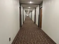 Quality Inn & Suites Louisville East Các khách sạn ở Hurstbourne