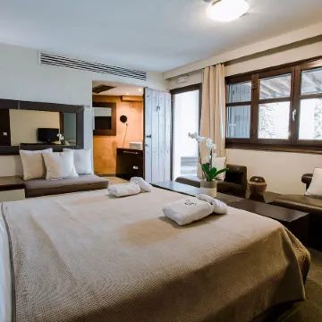 12 Months Resort & Spa