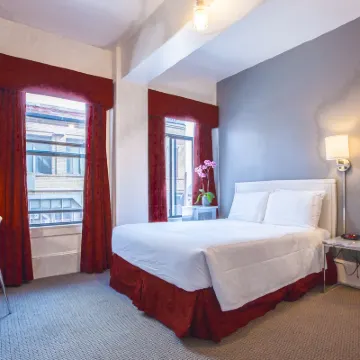 Grant Plaza Hotel Hotels near Chinatown