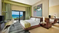 Holiday Inn Resort DEAD SEA by IHG - bar
