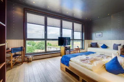 Hotel Dömitzer Hafen 가르토프 호텔