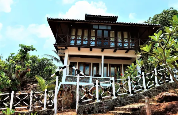 布里維阿蘇爾尼礁湖度假村