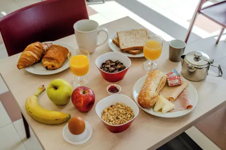 Ace Hotel Noyelles Отели в г. Френ-ле-Монтобан