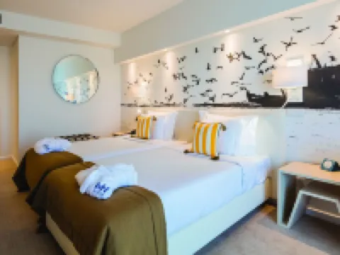 MH Peniche Hotels in Peniche