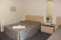 Mid Coast Motor Inn فنادق في North Macksville