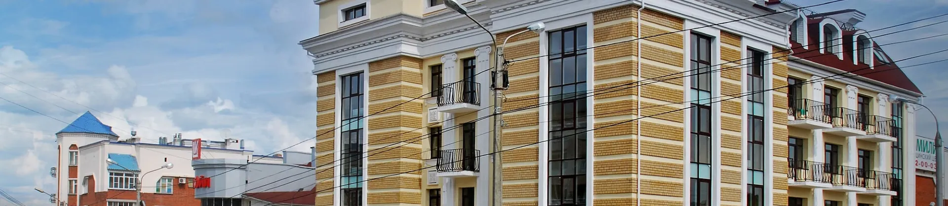 Four-Star Hotels